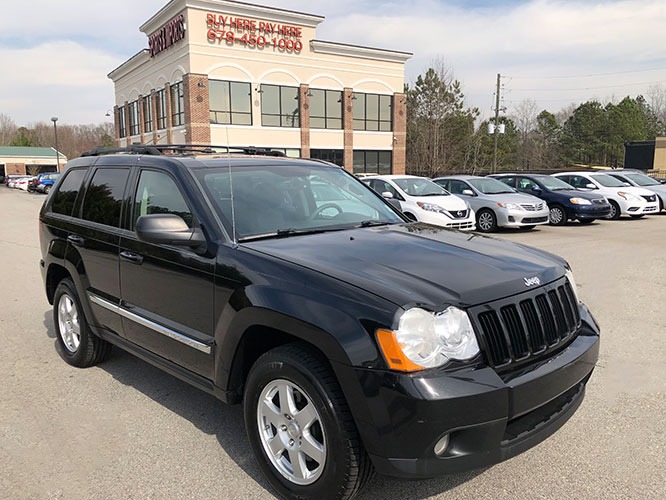 photo of 2010 Jeep Grand Cherokee Laredo